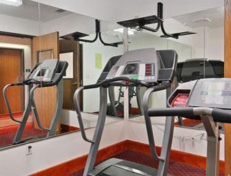 Days Inn By Wyndham Dallas Garland West Зручності фото